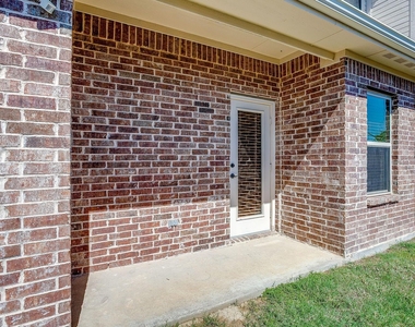 213 Park Villa Lane - Photo Thumbnail 38