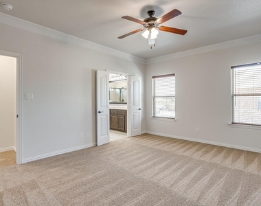 213 Park Villa Lane - Photo Thumbnail 28
