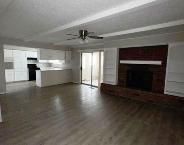 2228 S Whitbourne Place - Photo Thumbnail 6