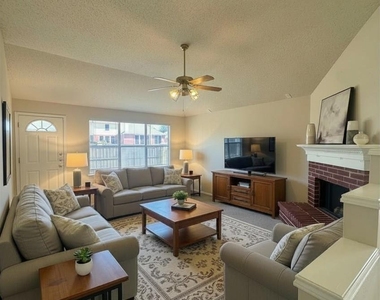 2405 Kariba Lane - Photo Thumbnail 8
