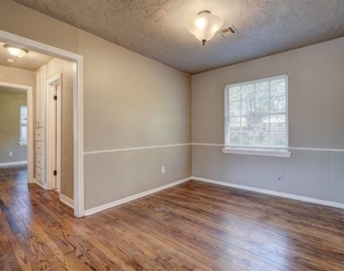 1824 Andover Court - Photo Thumbnail 6