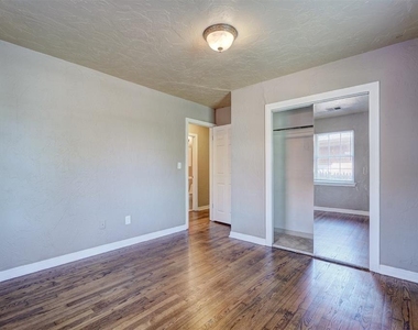 1824 Andover Court - Photo Thumbnail 16
