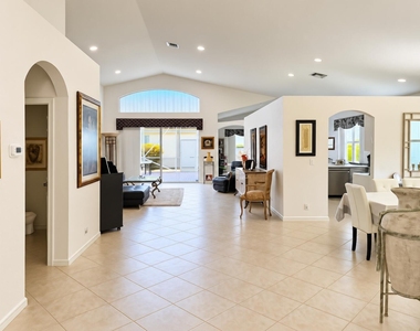 10081 Diamond Lake Drive - Photo Thumbnail 1
