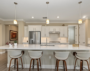 4215 Nw 55th Terrace - Photo Thumbnail 5