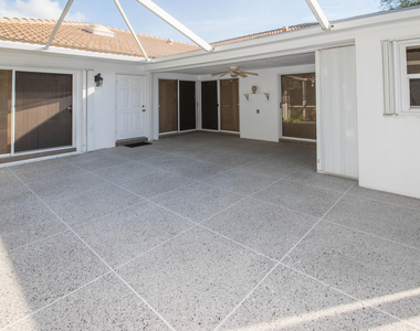 8704 Chapman Oak Court - Photo Thumbnail 3