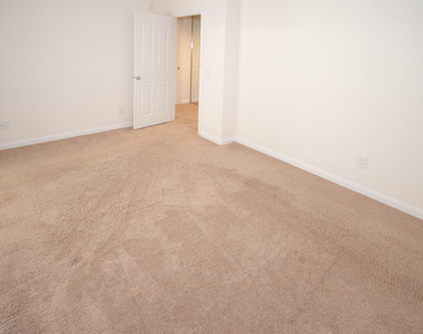 8704 Chapman Oak Court - Photo Thumbnail 25