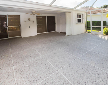 8704 Chapman Oak Court - Photo Thumbnail 6