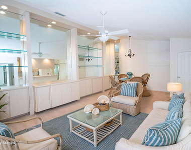 8704 Chapman Oak Court - Photo Thumbnail 7