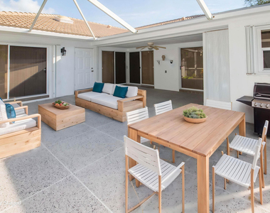 8704 Chapman Oak Court - Photo Thumbnail 2