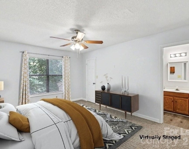 988 Cranberry Circle - Photo Thumbnail 11
