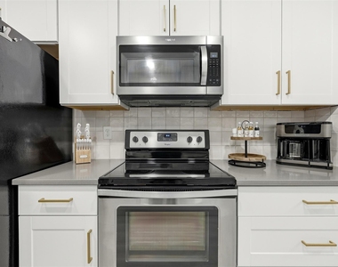 1214 W Hudgins - Photo Thumbnail 7