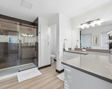 1214 W Hudgins - Photo Thumbnail 17