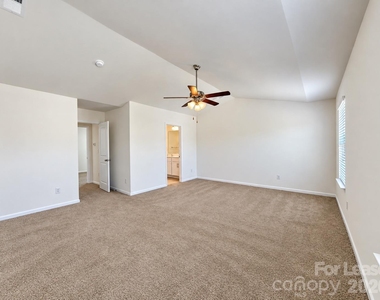1130 Rock Haven Drive - Photo Thumbnail 18