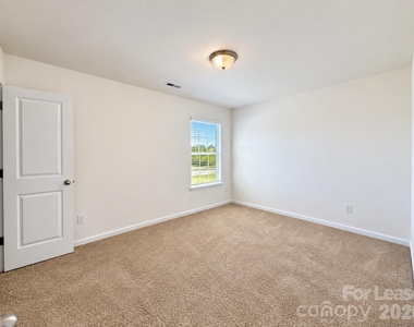 1130 Rock Haven Drive - Photo Thumbnail 15