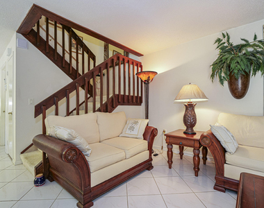510 N Tropic Lane - Photo Thumbnail 7