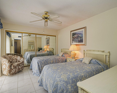 510 N Tropic Lane - Photo Thumbnail 16