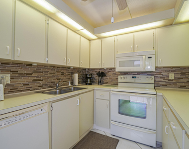 510 N Tropic Lane - Photo Thumbnail 12