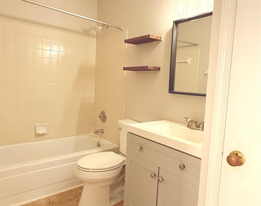 9627 Vinca Circle - Photo Thumbnail 6