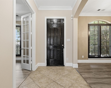 2310 Queen Morgan Lane - Photo Thumbnail 4