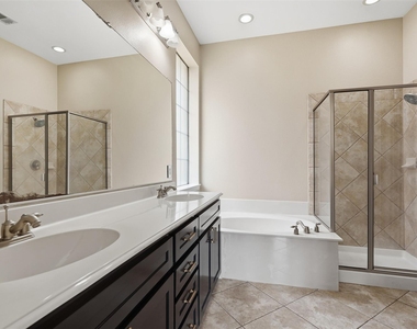 2310 Queen Morgan Lane - Photo Thumbnail 16
