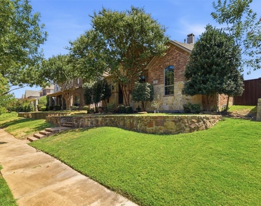 2310 Queen Morgan Lane - Photo Thumbnail 2