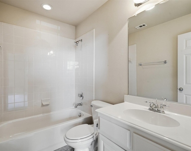 2310 Queen Morgan Lane - Photo Thumbnail 23
