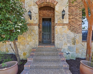 2310 Queen Morgan Lane - Photo Thumbnail 3