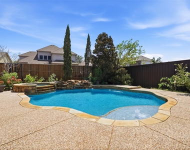 2310 Queen Morgan Lane - Photo Thumbnail 24