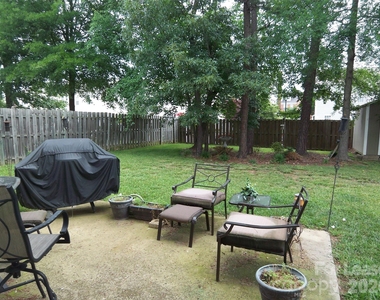 6010 Kenmore Lane - Photo Thumbnail 1