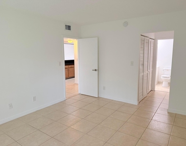 5981 Washington Street - Photo Thumbnail 14