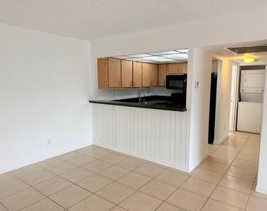 5981 Washington Street - Photo Thumbnail 5