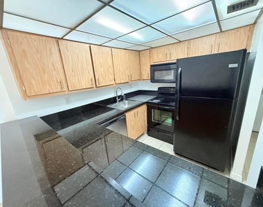 5981 Washington Street - Photo Thumbnail 17