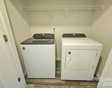 2111 Belterra Drive - Photo Thumbnail 13