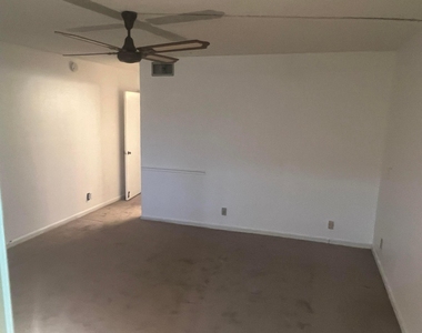 480 Nw 76th Avenue - Photo Thumbnail 17