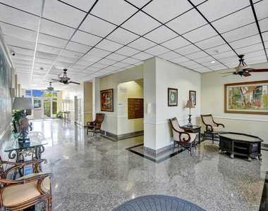 200 S Birch Road - Photo Thumbnail 25