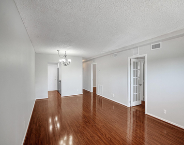 200 S Birch Road - Photo Thumbnail 1