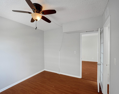 200 S Birch Road - Photo Thumbnail 11