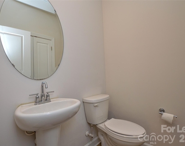 3215 Lisburn Street - Photo Thumbnail 17