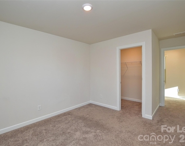 3215 Lisburn Street - Photo Thumbnail 12