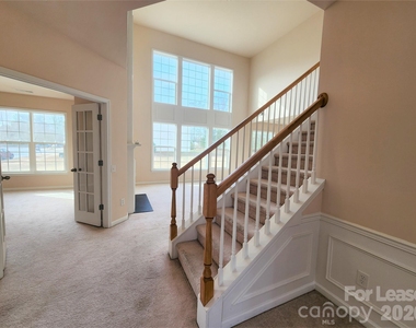 9618 Chanson Place - Photo Thumbnail 5