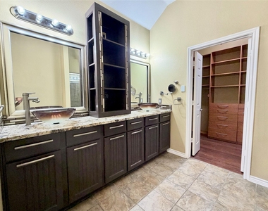 9269 Penton Place - Photo Thumbnail 15