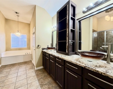 9269 Penton Place - Photo Thumbnail 13