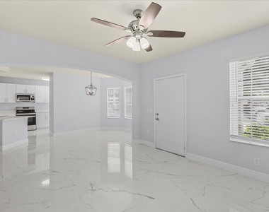 128 Sw Peacock Boulevard - Photo Thumbnail 3