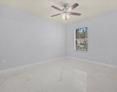 128 Sw Peacock Boulevard - Photo Thumbnail 21