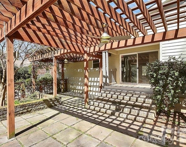 1326 Pinecrest Avenue - Photo Thumbnail 30