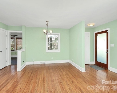 1326 Pinecrest Avenue - Photo Thumbnail 6