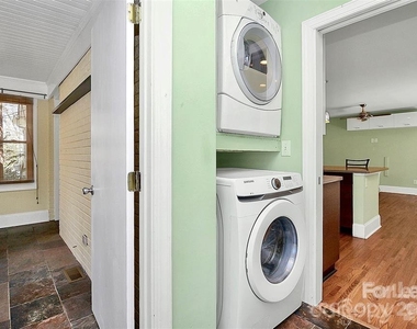 1326 Pinecrest Avenue - Photo Thumbnail 10