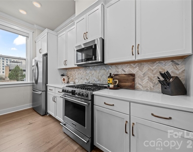 5953 Ardrey Kell Road - Photo Thumbnail 24