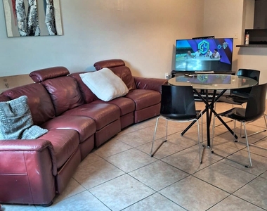 4334 Nw 9th Avenue - Photo Thumbnail 2