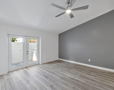 273 Nw 36th Avenue - Photo Thumbnail 20